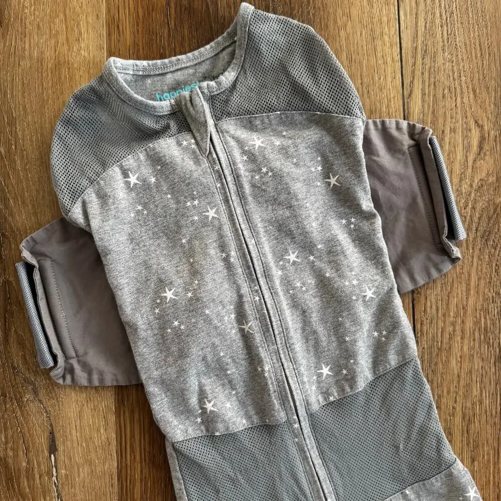 Happiest Baby SNOO Sleep Sack in Graphite Stars